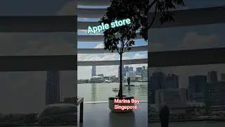 In the Apple store. #marinabaysands #apple  #wisatainternasional #wisatakuliner #singapore