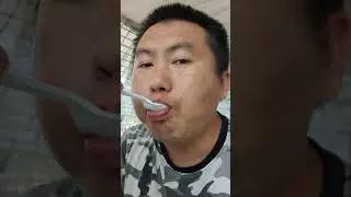Kuv mus Thailand 2025