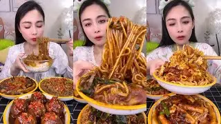 Mukbang : Eating Spicy Noodles 🍜🍜 fire Noodles 🍜 with Hotdogs 😋#dinner #noodles #yummyfood #hotdog 