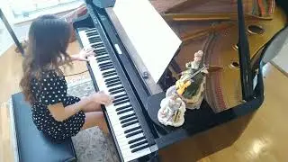 Betty Chen (Piano Solo)- River Flows in You (Wedding Version featuring Pachelbel's Canon)