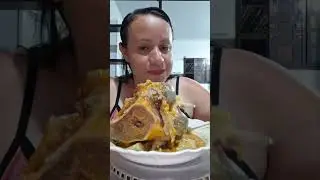 Olha o tamanho desse osso
