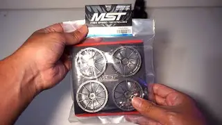 RC MST Wheels 5H 832058SG (Unboxing)