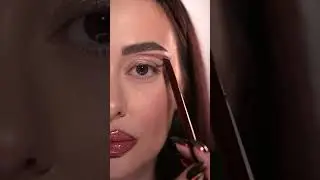 Макияж палеткой HUDA BEAUTY ICY NUDE #урокмакияжа #makeup #макияжглаз #makeuptutorial #hudabeauty