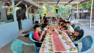 Celebrando la Navidad con los Niños 