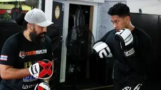 Undefeated Heavyweight Boxer I Junior Fa