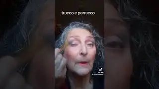 Trucco  e parrucco ,  ombretti stick