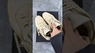 #sneakers #airport #shoes #jordan #nikeaj1 #jordan1 #sneakerhead #unboxing #kick #nike