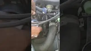 How To Clean Your Honda CR-V Throttle Body (2002&ndash;2006) | Easy DIY