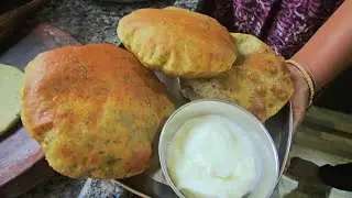 खमंग व खुसखुशीत टम्म फुगलेली पालक पुरी / Spinach breakfast recipe / Palak puri recipe