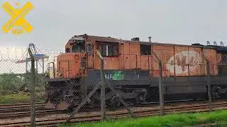 GE C30 DASH-7 9233 ALL manobrando vag&otilde;es carregado na pera ferrovi&aacute;ria do TGG em PCZ Concei&ccedil;&atilde;ozinha 