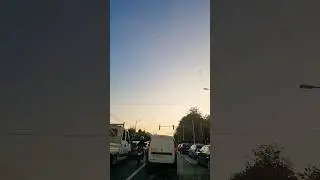 NU VĂ ENERVAȚI &Icirc;N TRAFIC #shorts #share #drumuri #drive #conductor #romania #cars #circulație