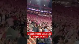 AND LSU!!! Alabama students took Dixieland Delight to another level against LSU. 🏈🐘#RollTide