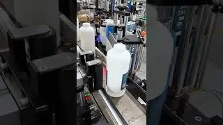 Automatic Bottle Labelling Machine