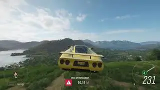 Forza Horizon 4 - Hilltop Vista danger sign top 300