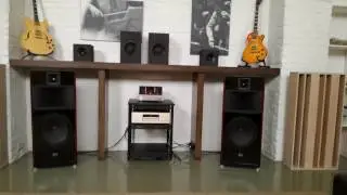 Рупорная акустика Casta Acoustics model C в Hi-End Salon