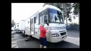 The RV Corral 2003 Winnebago Adventurer 35U - 35'