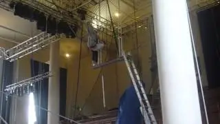 Indigo flying trapeze