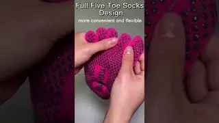 Organic cotton five toe socks display