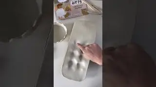 Don&rsquo;t throw out your egg tray! Try this 🙌 #ceramics #art #claycrafts #diycrafts #diy #craftidea