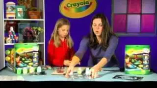 Crayola&reg; Washable Sidewalk Glow Chalk - Craft Demo