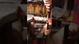Ornamental twist in steel bar - #shorts