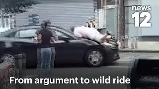 Man jumps on hood of a car in Brooklyn | News 12