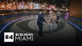Jim Berry breaks Chicago Stepping and shows his flow, rhythm, and style! | Miami Life Extra