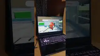 Играю в Чикен Ган  через ноутбук I play Chicken Gun through my laptop
