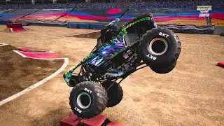 Monster Truck Showdown RAINBOW El Toro Loco 3 Million Point Freestyle!