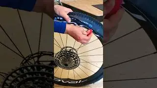 How to install Quarq / SRAM TyreWiz 2.0 #sram #quarq  #PascalRIDE