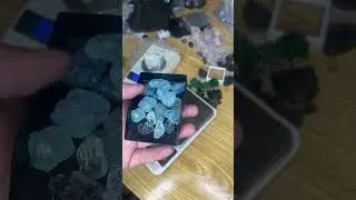 Measuring Raw gemstones #rawcrystals #crystalstone #crystals #crystalgems