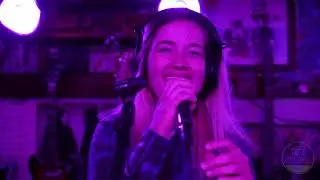Not Your Savior by Emma Ohm (Live at DZ Records)