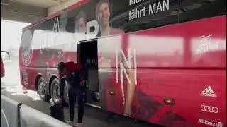 MANUEL NEUER AND JEROME BOATENG OUT OF BUS BEFORE MATCH VS SC FREIBURG