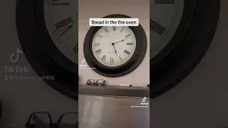 Bread in the fire oven 