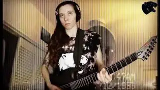 Reba Meyers playing guitar (Deftones Vibes)