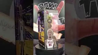 Funko Gold Premium Vinyl Figure NBA Legend Dennis Rodman (Chase Edition) #Funko#NBA#DennisRodman