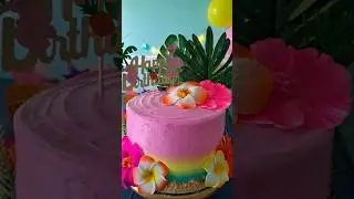 luau themed birthday cake #birthday #luau #cake #happybirthday #strawberry #delicious #food #party