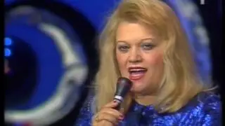 Repete - Marcela Lajferov&aacute; - hrd&aacute; l&aacute;ska
