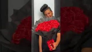 Fiz um buqu&ecirc; de rosa de cetim pra minha namorada ❤️🧡 #flores #fy #buque