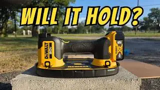 Тест вакуумного подъемника DeWalt Grabo компании Lowe — может ли он поднимать пористые материалы?