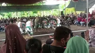 Jathilan kudho praneso gamping tengah di Krapyak Sidoarum Godean babak 2