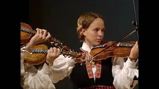 Norwegian folk music: Springar (Hardingfele)