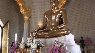 Golden Buddha, Wat Traimit, Bangkok, Thailand.