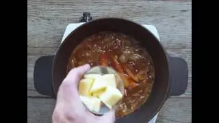Autumn-in-a-pan with hearts, kidneys and root vegetables