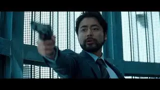 山田孝之が小栗旬に銃口を…仲良し刑事コンビ、決別!? 　スマートフォン『arrows Be F-02L』新CM「銃撃」篇＆『arrows U』新CM「ソフトバンク事件」篇＆メイキング