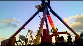 Atracción Boomerang en las Fiestas de Alcobendas 2012 ( Madrid ).