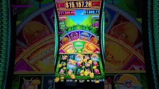 A quick win! #slot #lasvegasslots #casino #huffnpuff #vegaslowroller #slotsofvegas