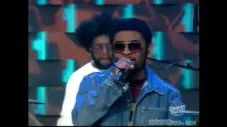 The Roots & Musiq Soulchild - Break You Off (Live on Conan 2002)
