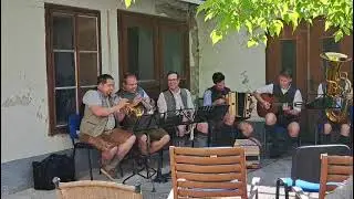 Beim Hans in der Stubn, Kiahbergmusi live bei der Radio O&Ouml; Sommertour in Weyer 