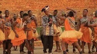 How beautiful do these drums sound in Uganda @africannyako 